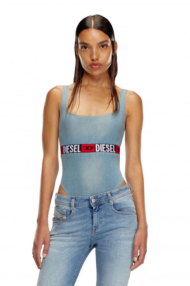 DE-GENY-S TOP