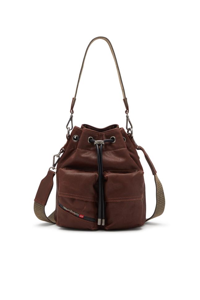 MULTI-PKTS BUCKET X SHOULDER BAG