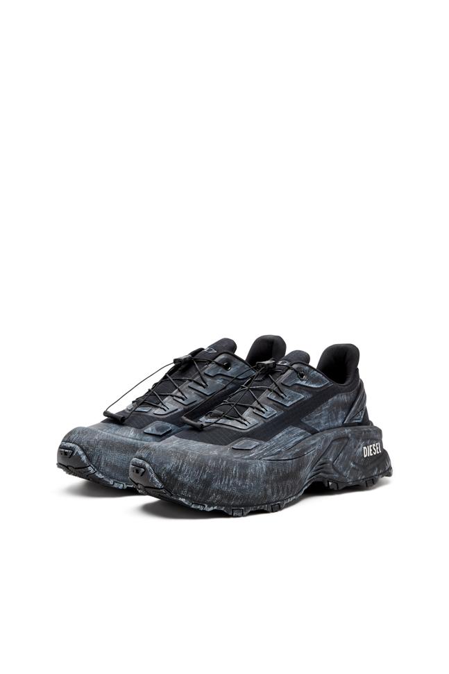 D-CAGE RUNNER SNEAKERS