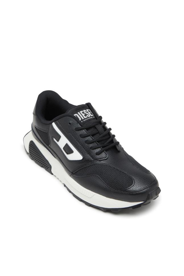 S-TAME-D RUNNING SNEAKERS