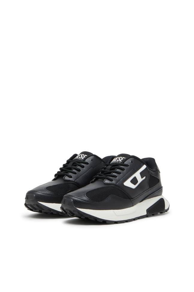 S-TAME-D RUNNING SNEAKERS