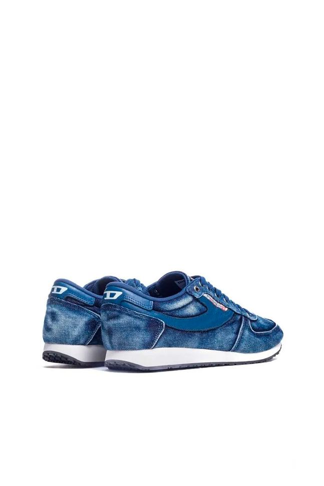 S-PASS ON SNEAKERS
